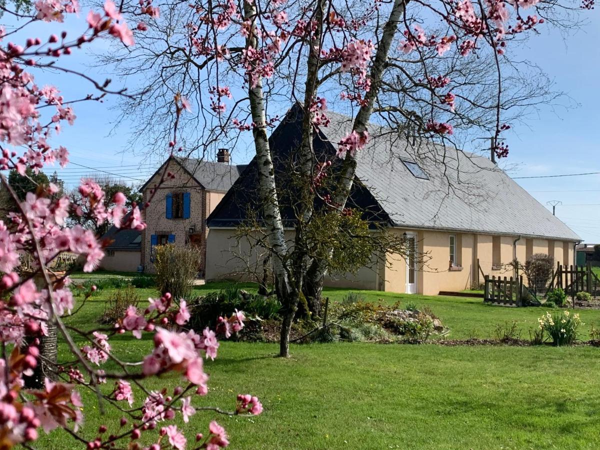 Bed and Breakfast Les Logis Du Breuil Marcheville Екстер'єр фото