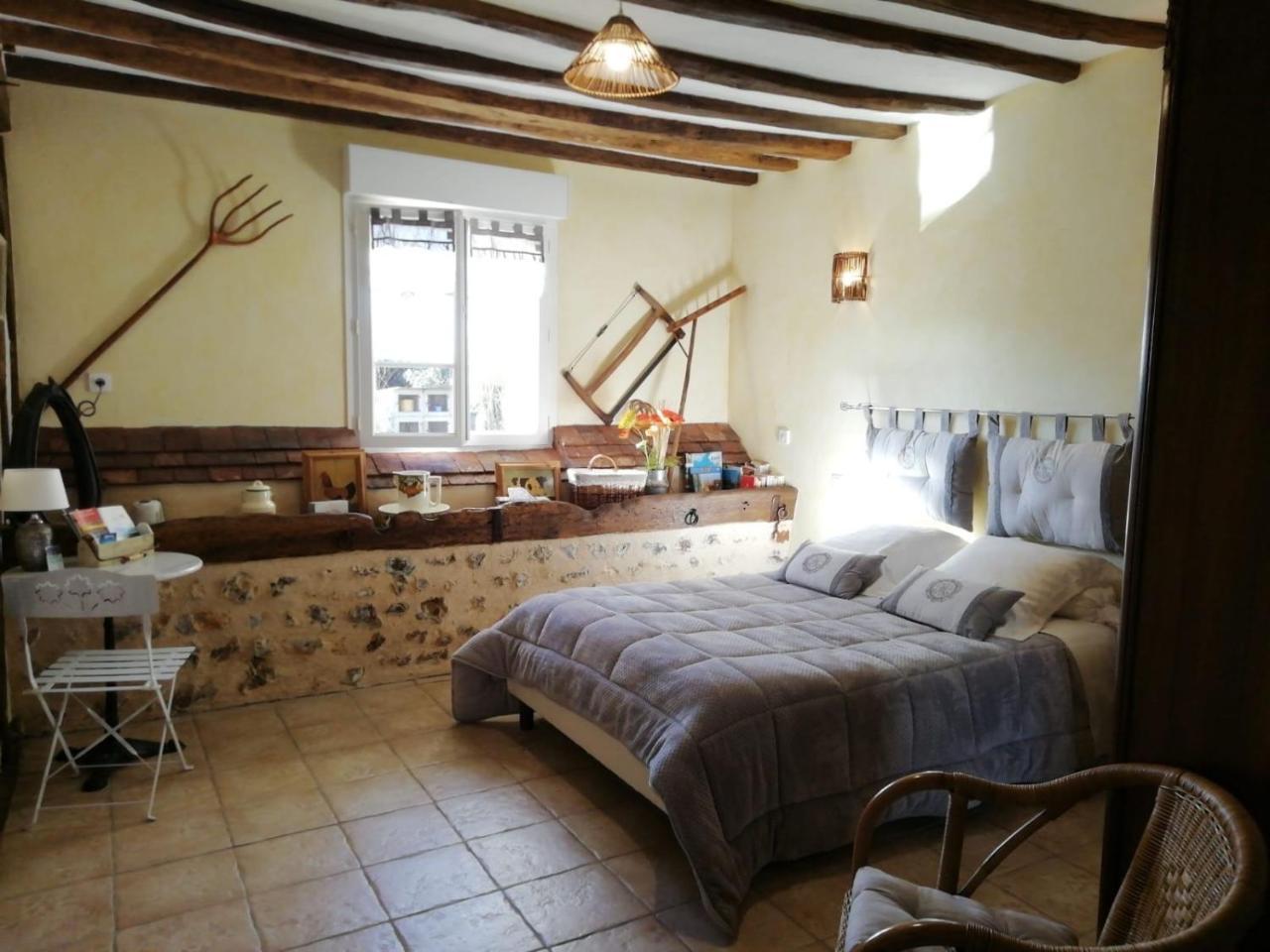 Bed and Breakfast Les Logis Du Breuil Marcheville Екстер'єр фото